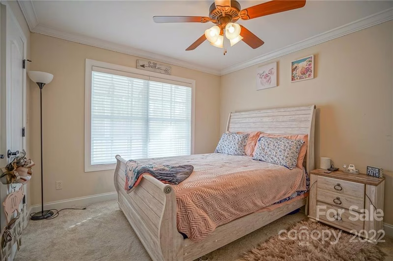 Property image 2 at 1350 Kensington Circle, Newton, NC 28658