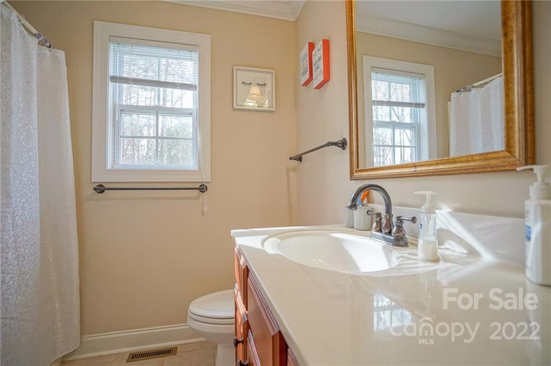 Property image 3 at 1350 Kensington Circle, Newton, NC 28658