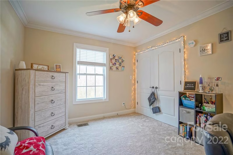 Property image 4 at 1350 Kensington Circle, Newton, NC 28658
