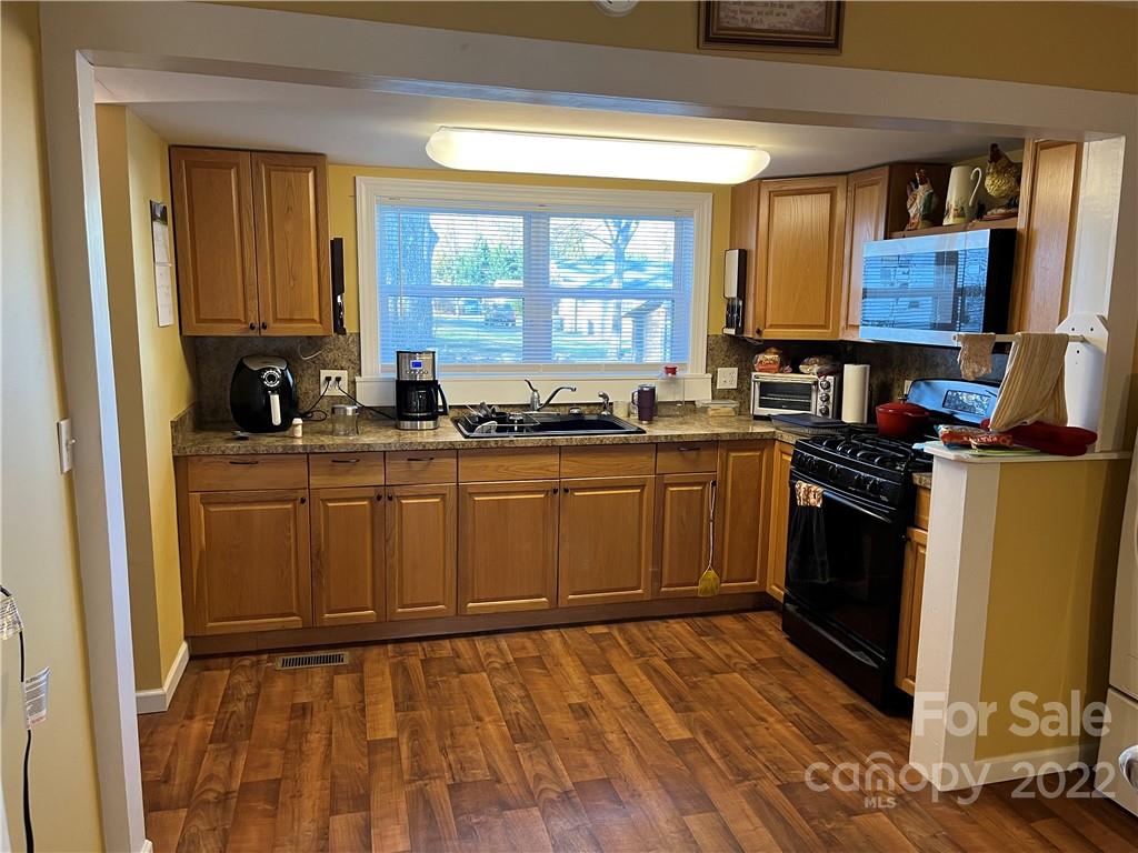 Property image 5 of 205 Little Street in Brookdale, Kannapolis, NC 28083