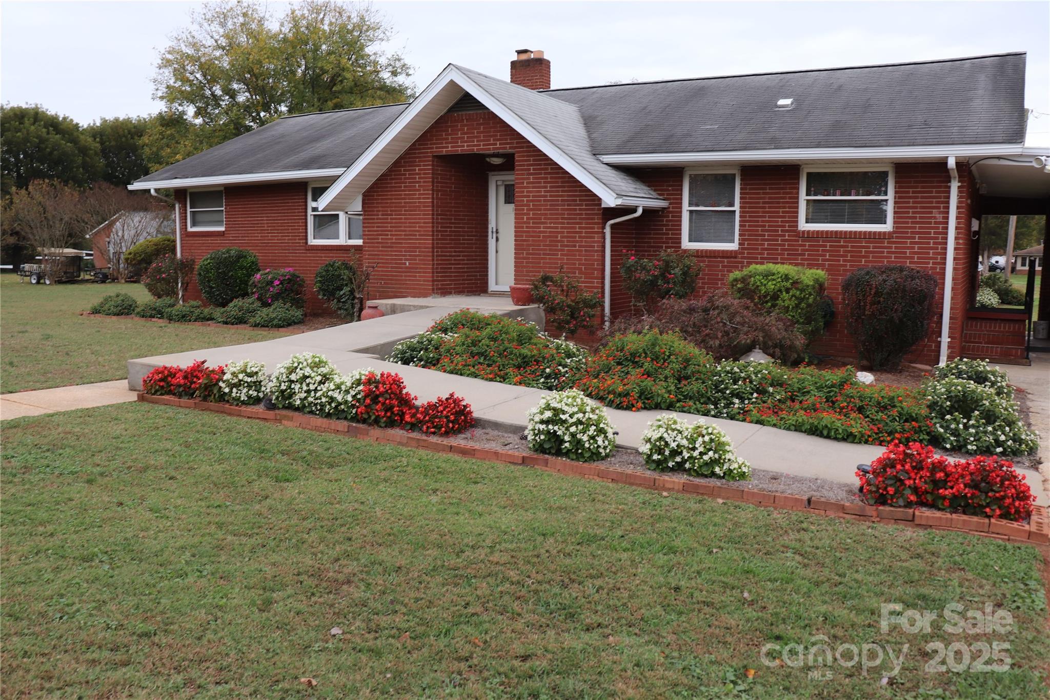 Property image 2 of 129 Ann Street in Eastview, Salisbury, NC 28146