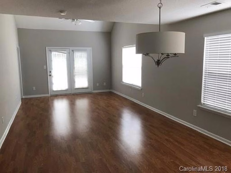 Property image 3 at 8321 Southgate Commons Drive, Charlotte, NC 28277