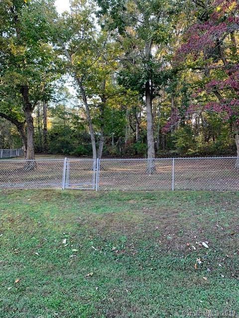 Property image 5 of 1567 Fairway Acres Road in Fairway Acres, Lenoir, NC 28645