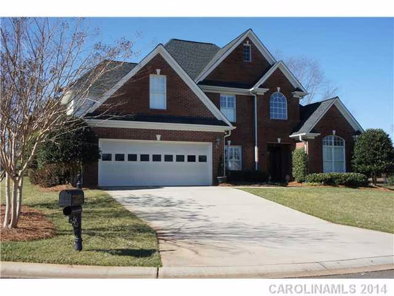 1616 Elkhart Circle