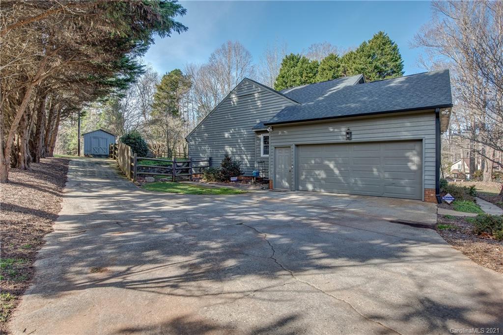 Property image 5 of 2869 Wimbledon Drive in Southampton, Gastonia, NC 28056