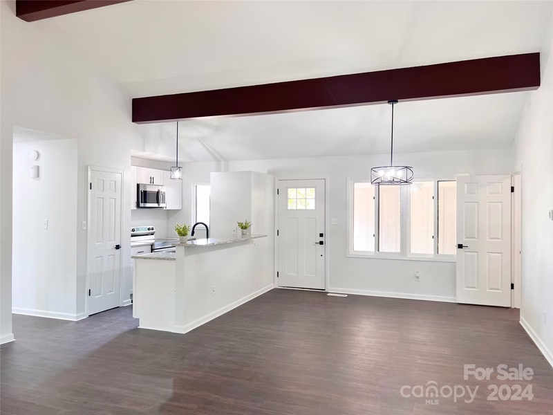 Property image 2 at 5268 Stonewood Drive, Hickory, NC 28602