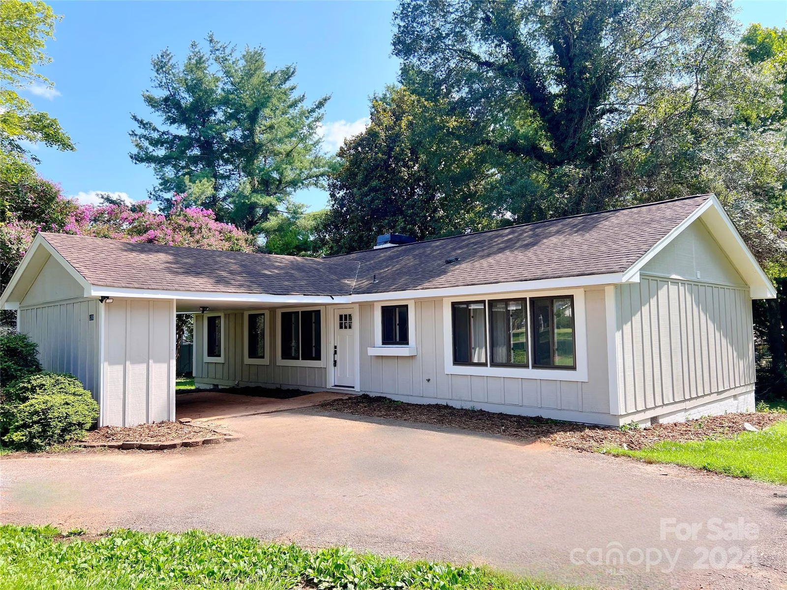 Property image 1 at 5268 Stonewood Drive, Hickory, NC 28602