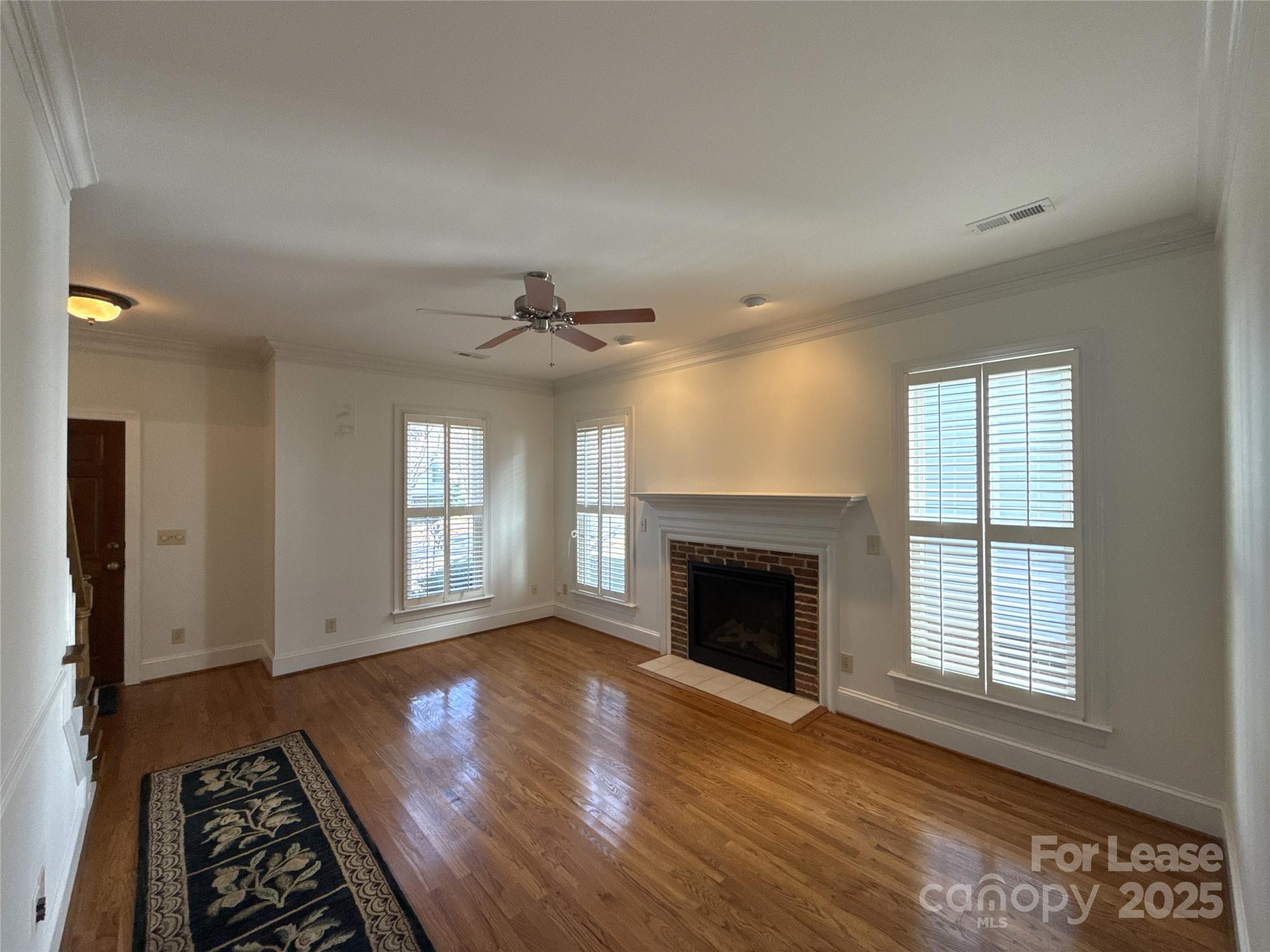 Property image 2 of 3213 Moores Glen Drive in Selwyn Farms, Charlotte, NC 28209