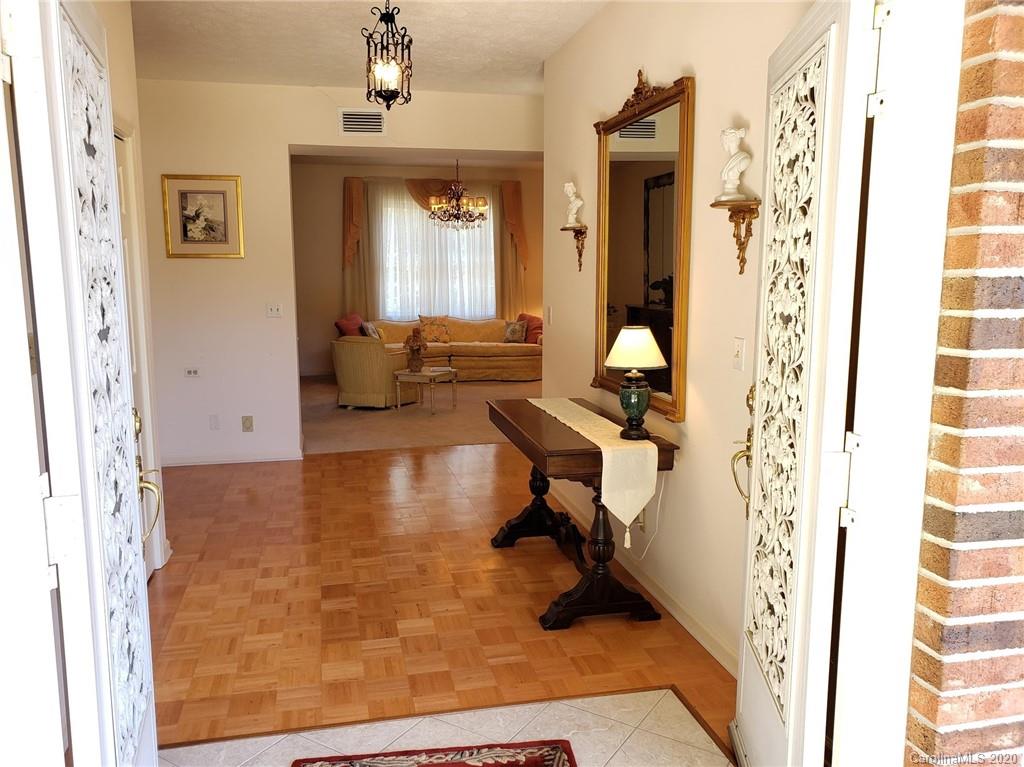 Property image 3 of 3004 Sourwood Trail in Sugar Hollow Farms, Hendersonville, NC 28739
