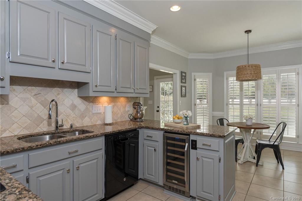 Property image 4 of 10115 Compton Lane in Green Farm, Huntersville, NC 28078