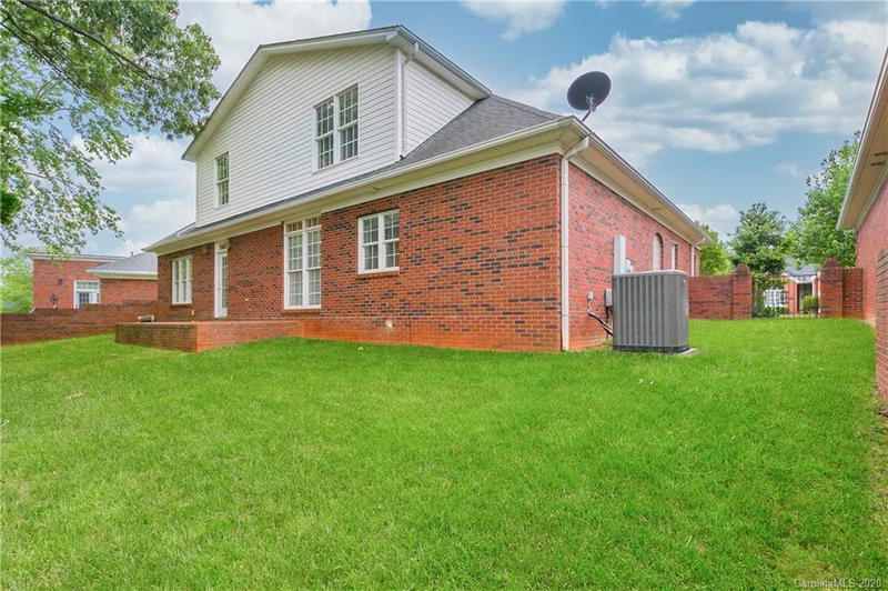 Property image 4 at 1511 Elkhart Circle, Gastonia, NC 28054