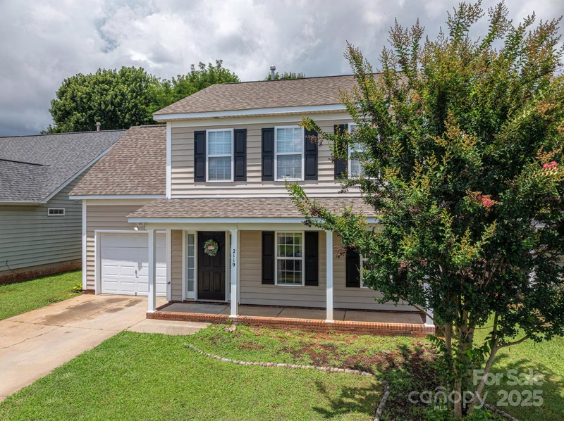 Taras Trace, Statesville Community