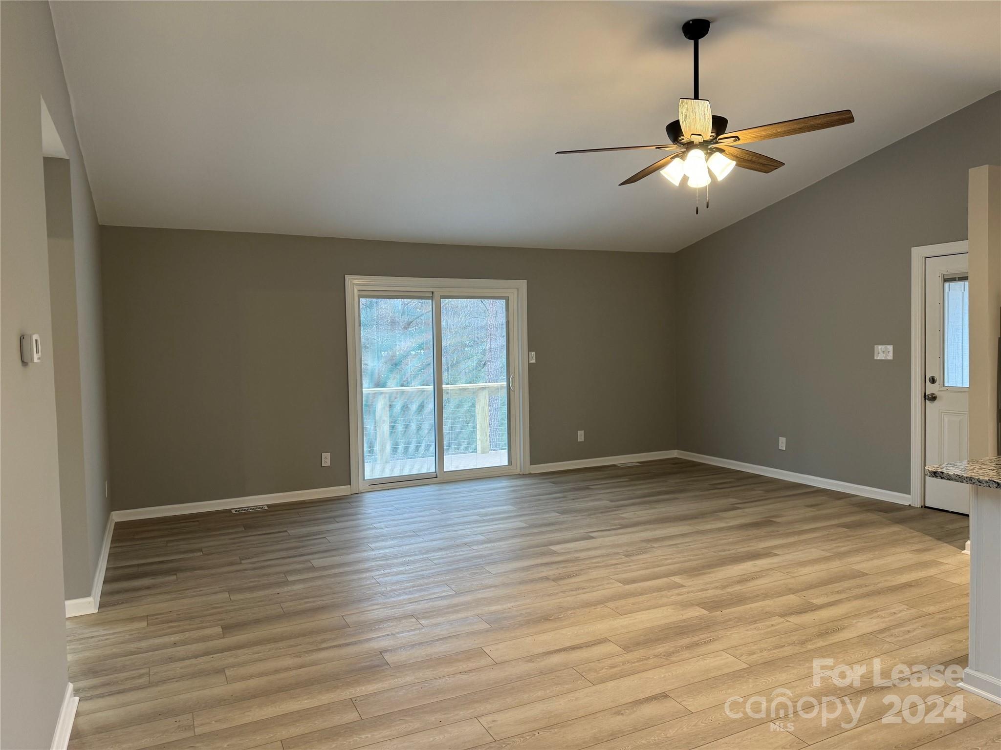 Property image 4 of 6682 Denver Heights Circle in Denver Heights, Denver, NC 28037