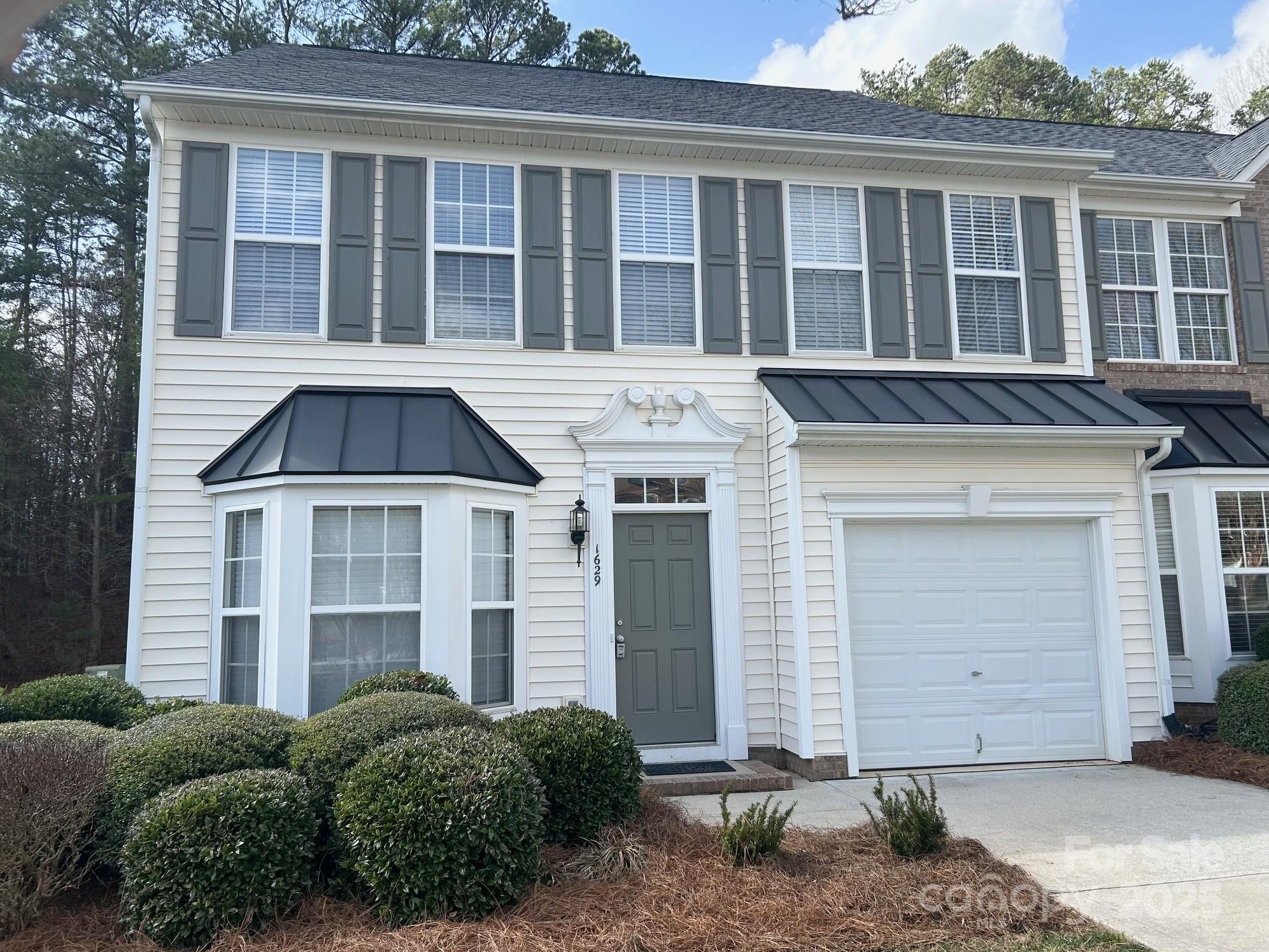 Property image 2 of 1629 Backcreek Lane in Robinwood Village, Gastonia, NC 28054