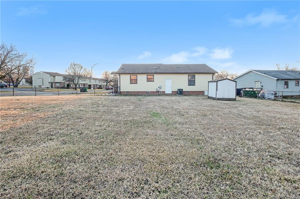Property image 5 of 1000 Fontana Avenue in Greenville, Charlotte, NC 28206