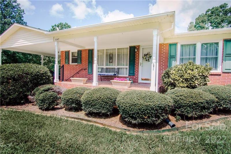 Property image 2 at 3147 E Nc 150 Highway, Lincolnton, NC 28092