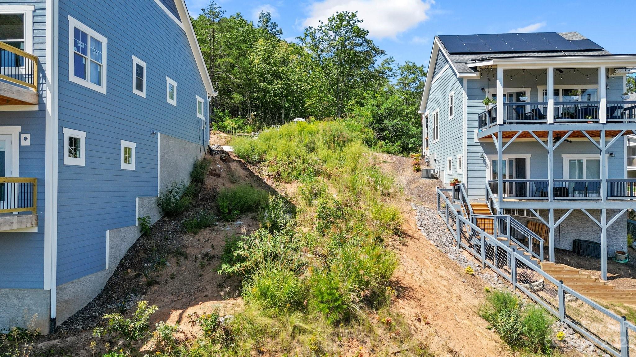 Property image 3 of 283 Mount Allen Heights in Tudor Croft, Black Mountain, NC 28711