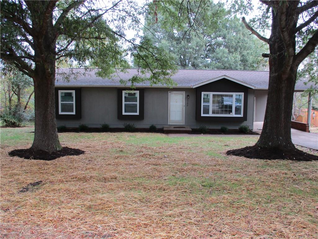 Property image 2 of 4702 Bethel Church Road in jamestowne, Hickory, NC 28601
