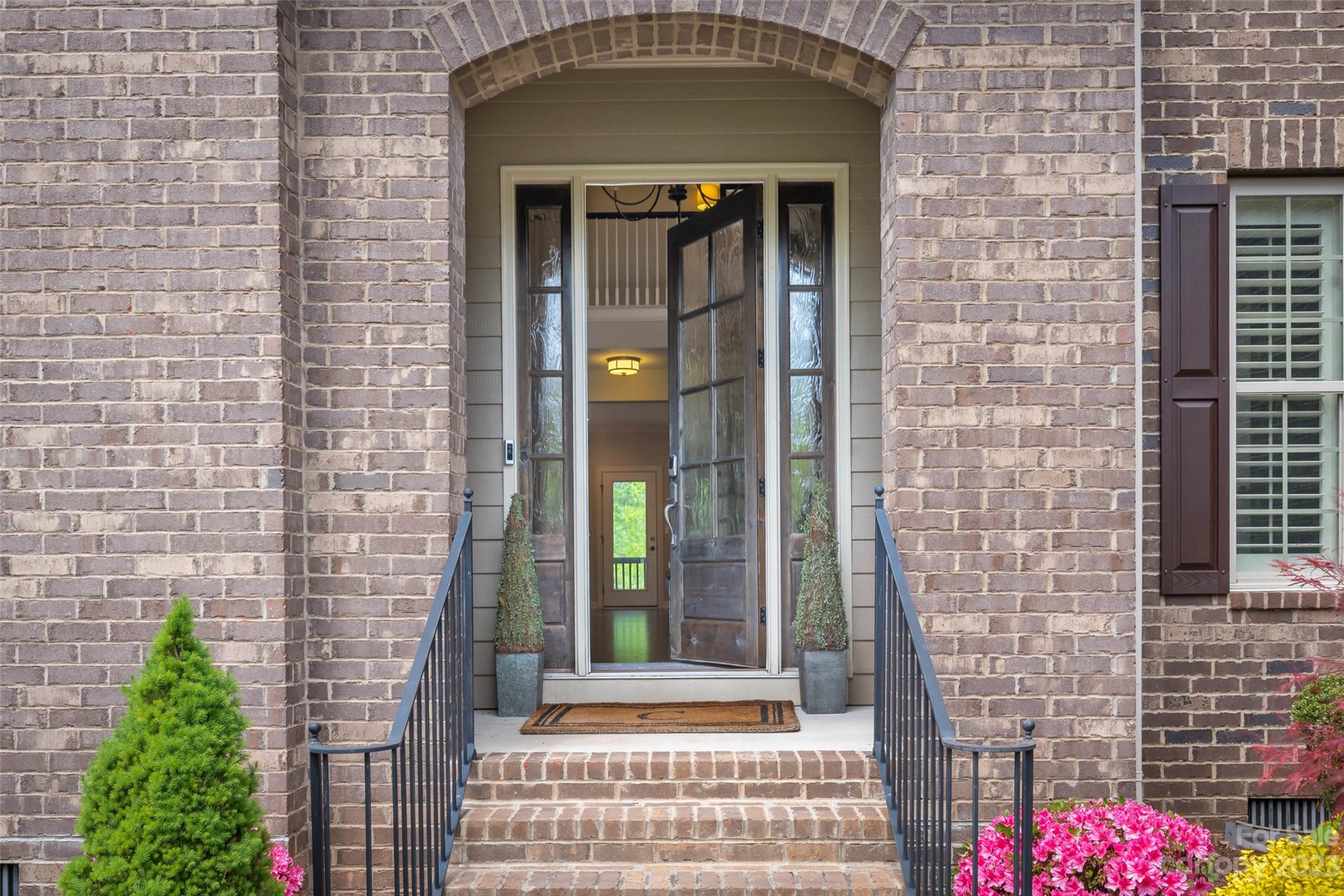 Property image 4 of 401 Five Leaf Lane in Hollister, Waxhaw, NC 28173