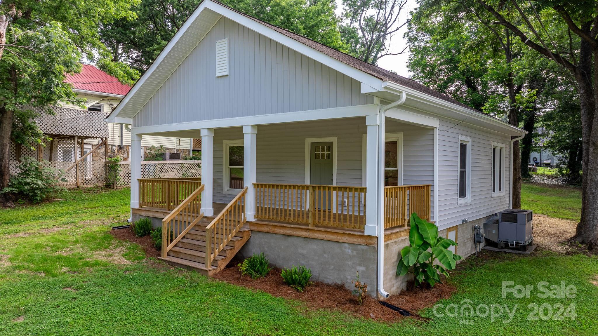 Property image 2 of 99 13th Street in Shuford Mill Village, Hickory, NC 28602