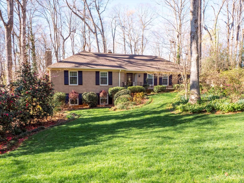 4015 Oldfield Road
