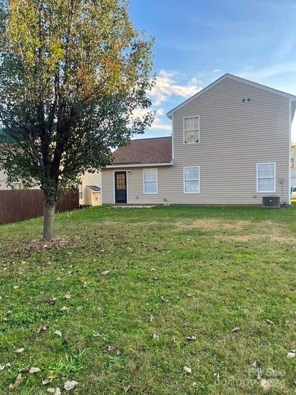 Property image 3 at 1421 Mandy Place Court, Charlotte, NC 28216