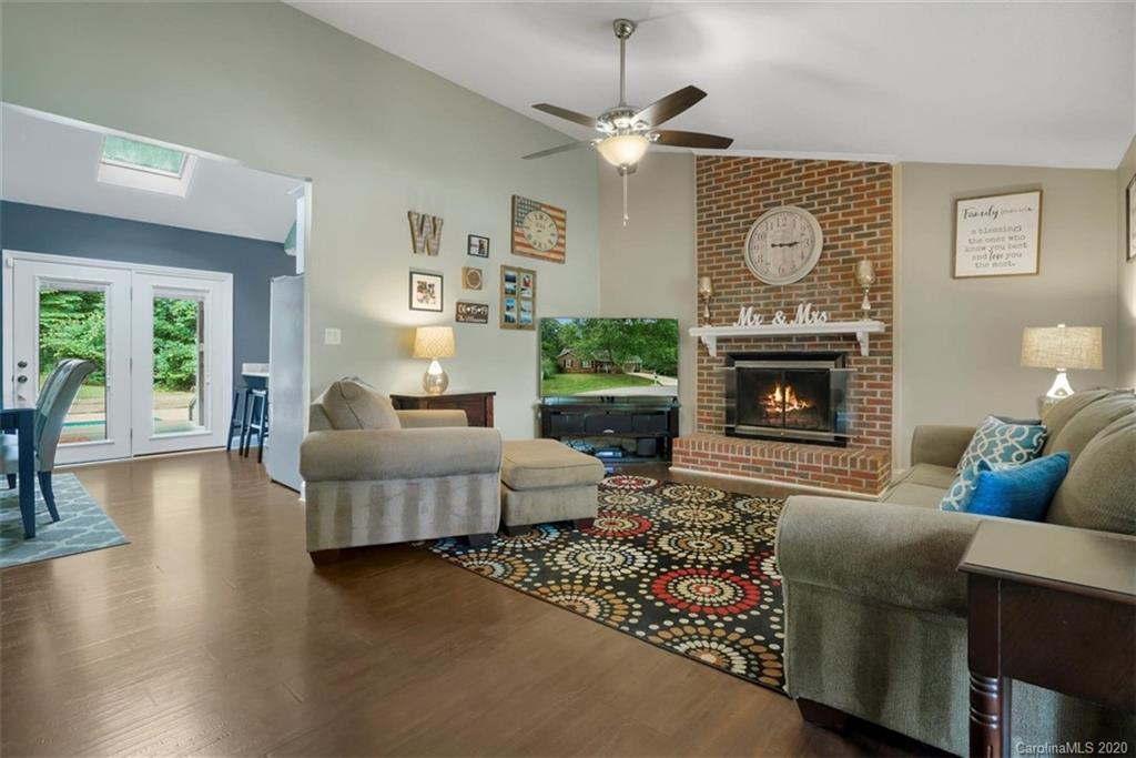 Property image 5 of 407 Cape Breton Trail in Keltic Meadows, Gastonia, NC 28056
