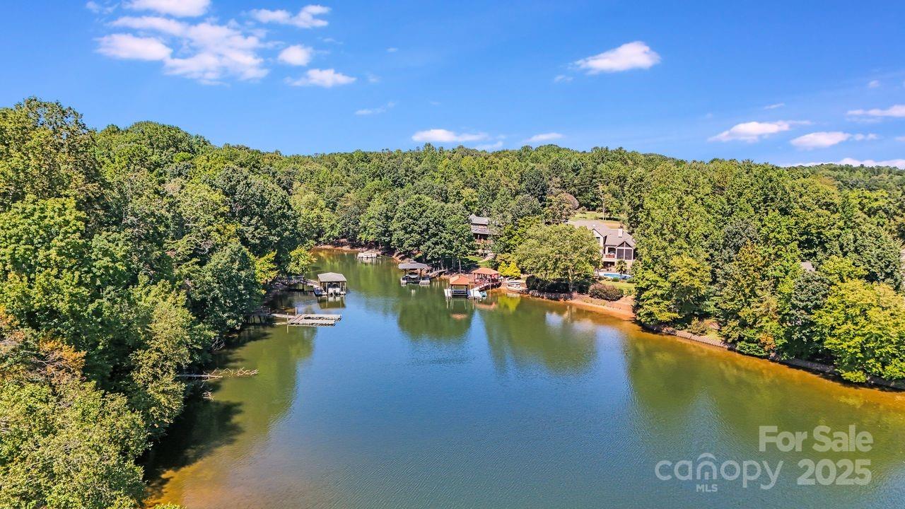 Property image 2 of 220 Kenway Loop in Woodleaf, Mooresville, NC 28117