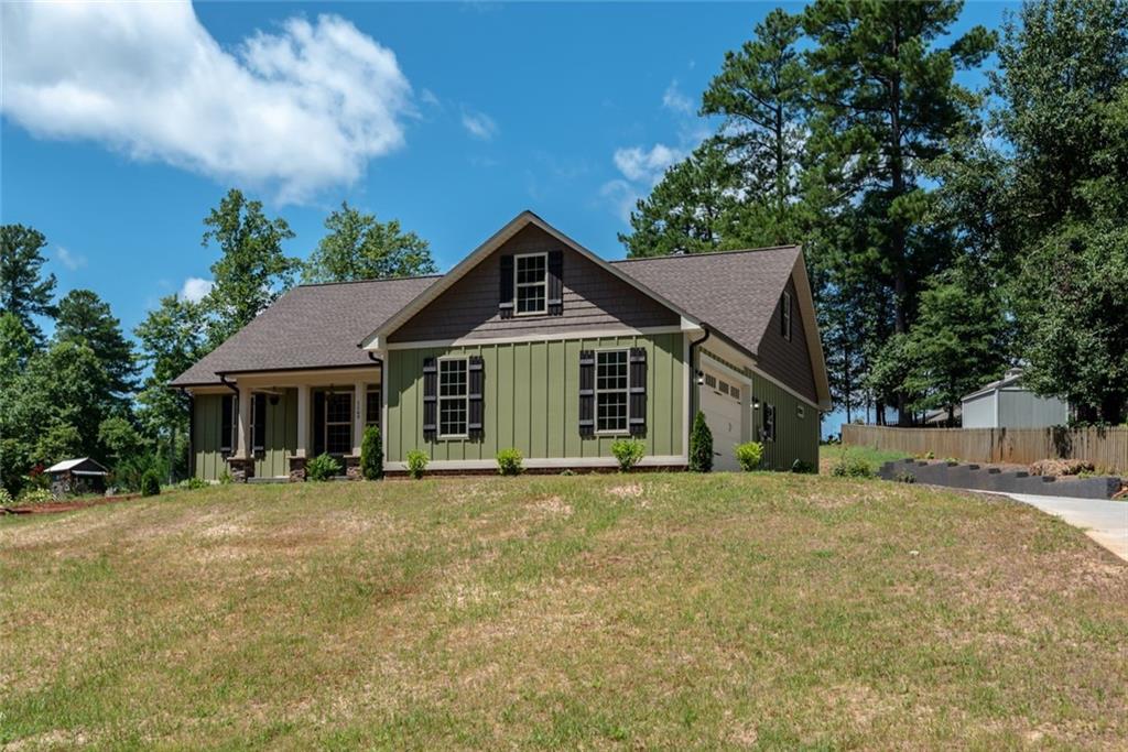 Property image 2 of 1169 Kensington Circle in Nottingham Estates, Newton, NC 28658