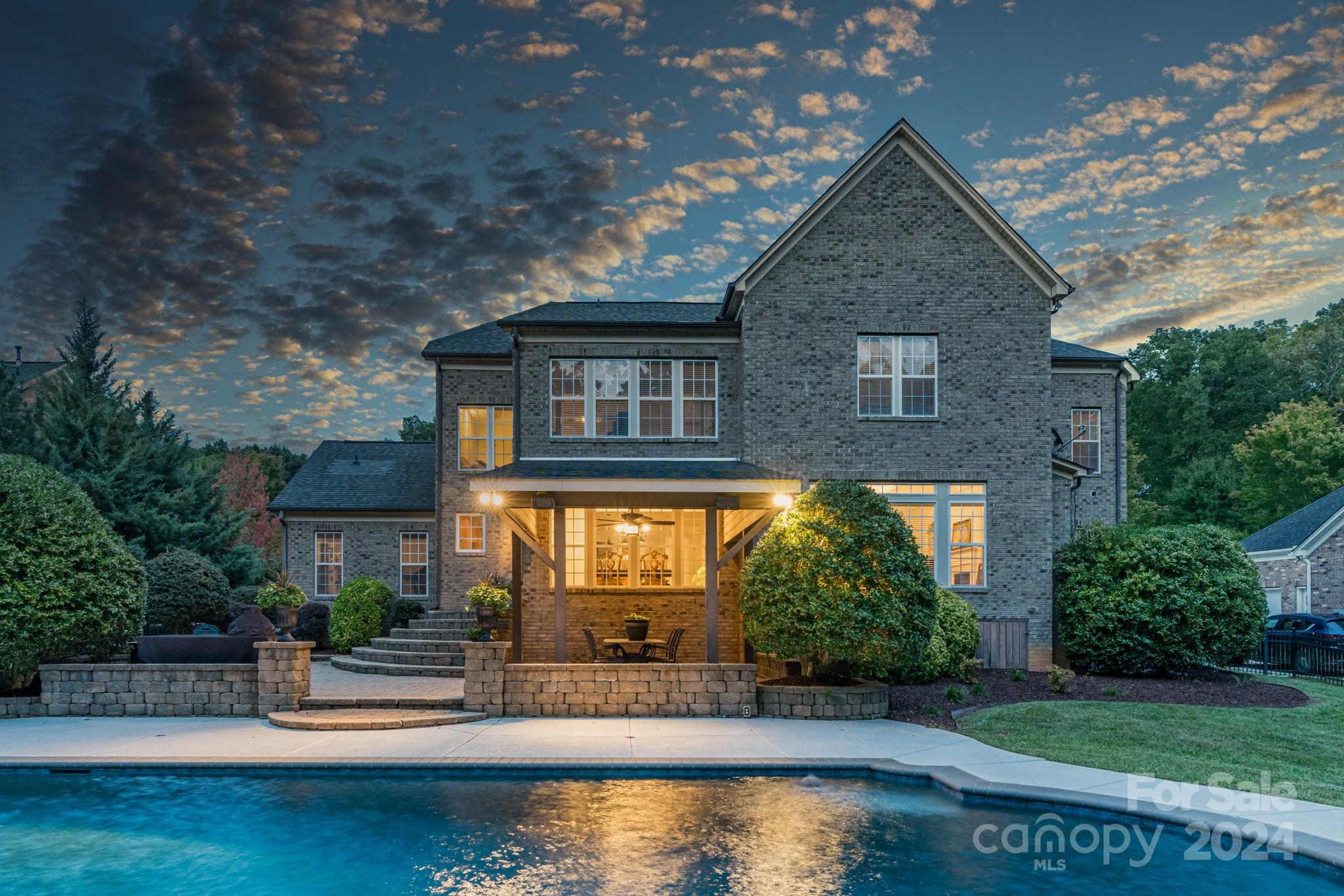 Property image 2 of 7303 Yellowhorn Trail in Weddington Trace, Waxhaw, NC 28173