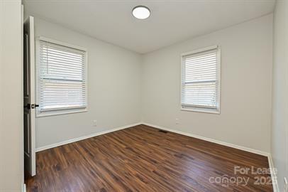Property image 4 of 4100 Dinglewood Avenue in Howie Acres, Charlotte, NC 28205