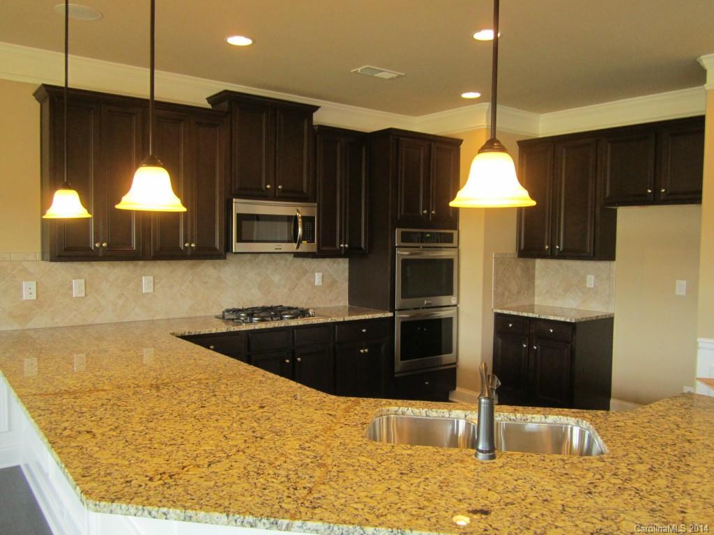Property image 5 of 1203 Avalon Drive in Briarcrest North, Waxhaw, NC 28173