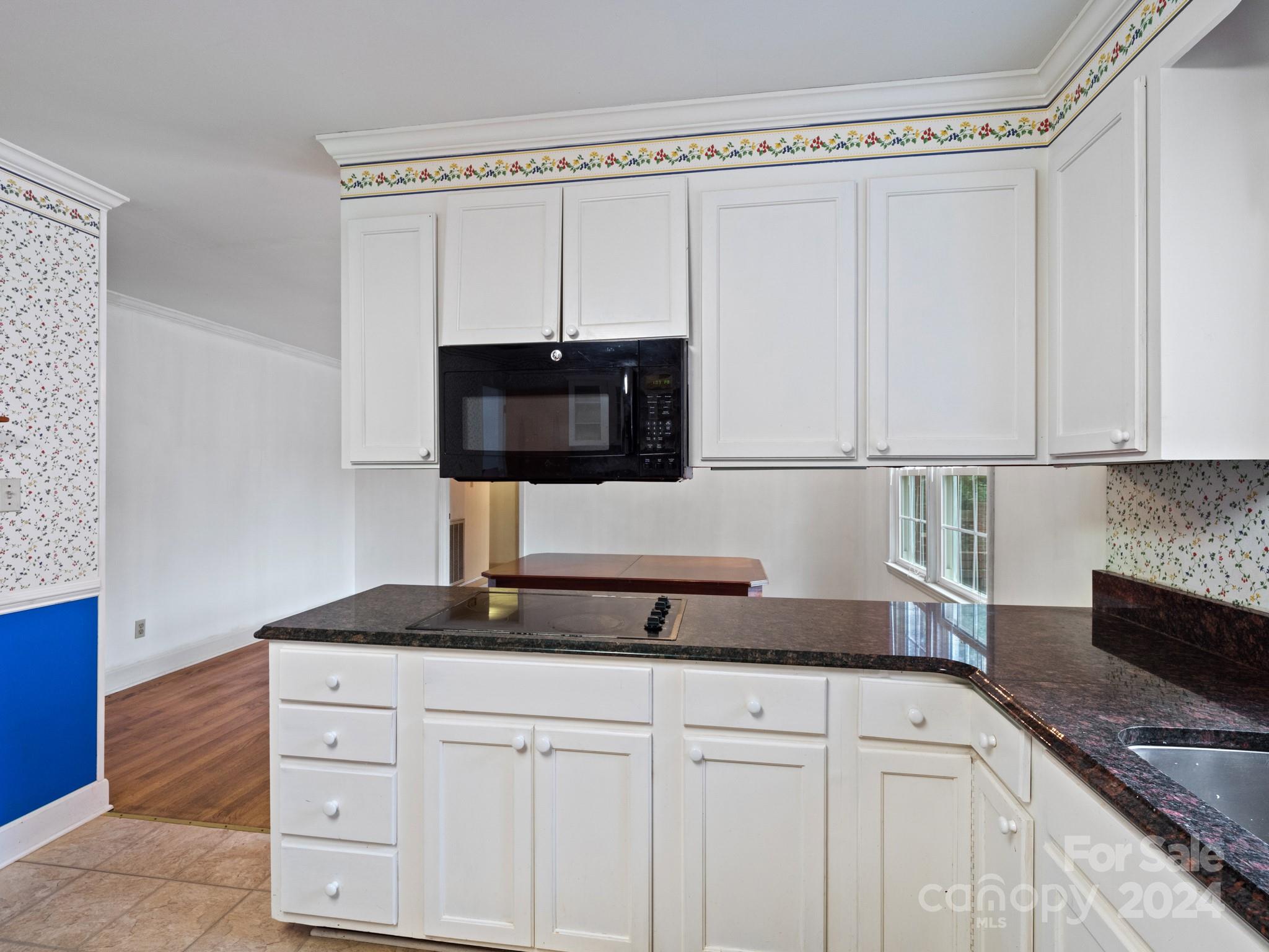 Property image 5 of 1119 Castlegate Street in Kingswood, Gastonia, NC 28054
