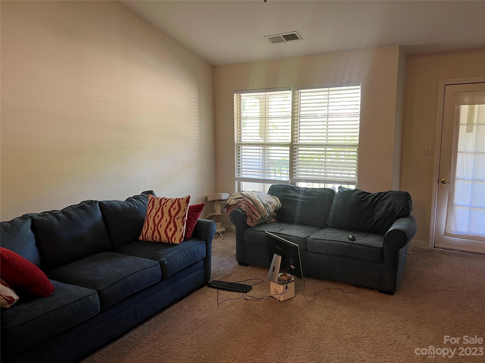 Property image 4 of 7332 Michaels Landing Drive in Michaels Landing, Charlotte, NC 28262
