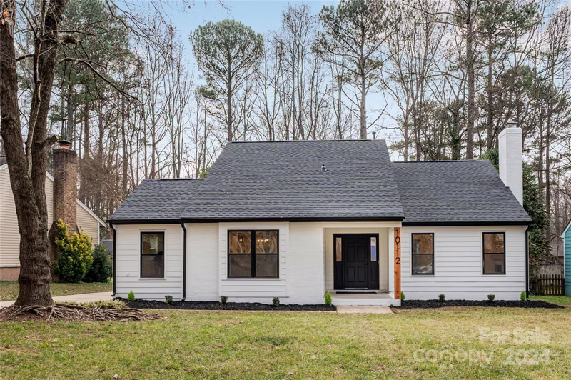 10112 Santa Fe Lane