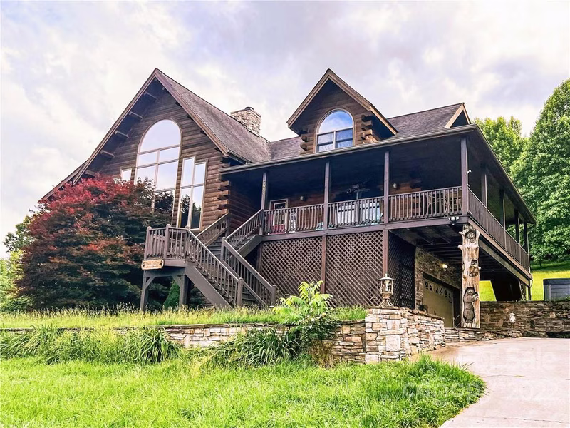371 Parkview Drive