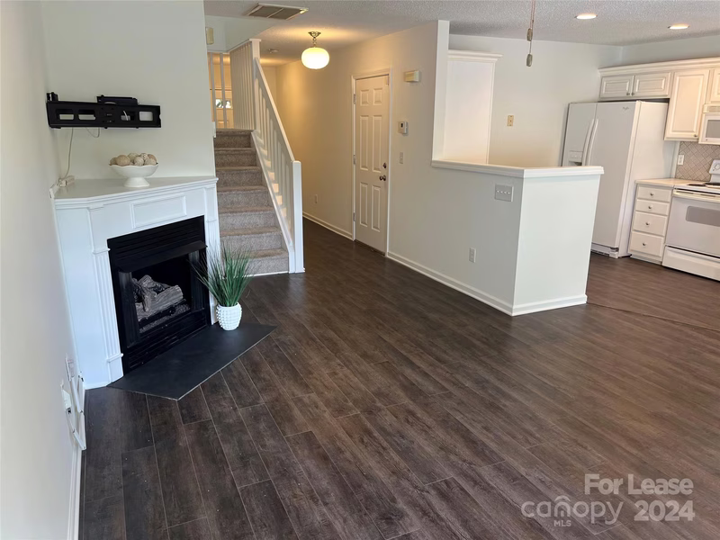 Property image 3 at 8648 Robinson Forest Drive, Charlotte, NC 28277