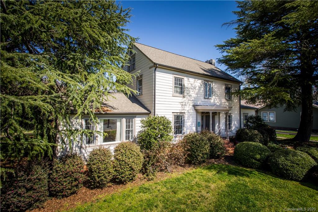 Property image 2 of 114 W Woodrow Avenue in Historic District, Belmont, NC 28012
