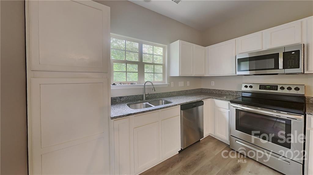 Property image 2 of 6540 Quarterbridge Lane in Michaels Landing, Charlotte, NC 28262