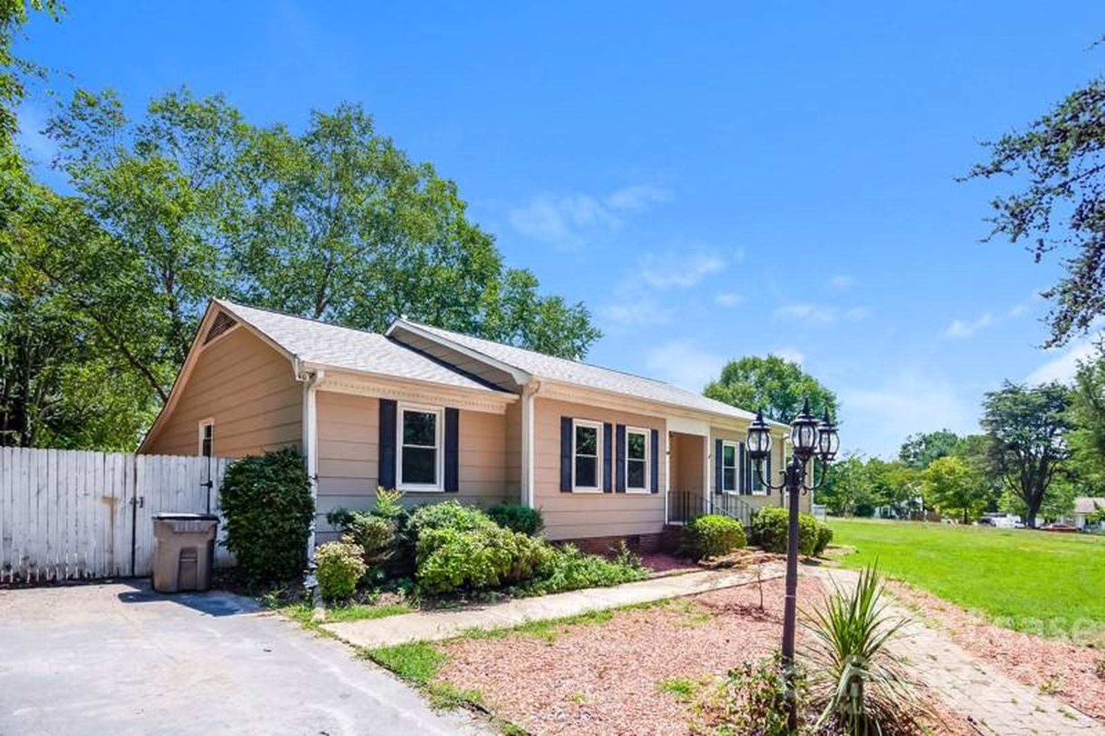 Property image 1 at 1004 Ramblewood Lane, Gastonia, NC 28056