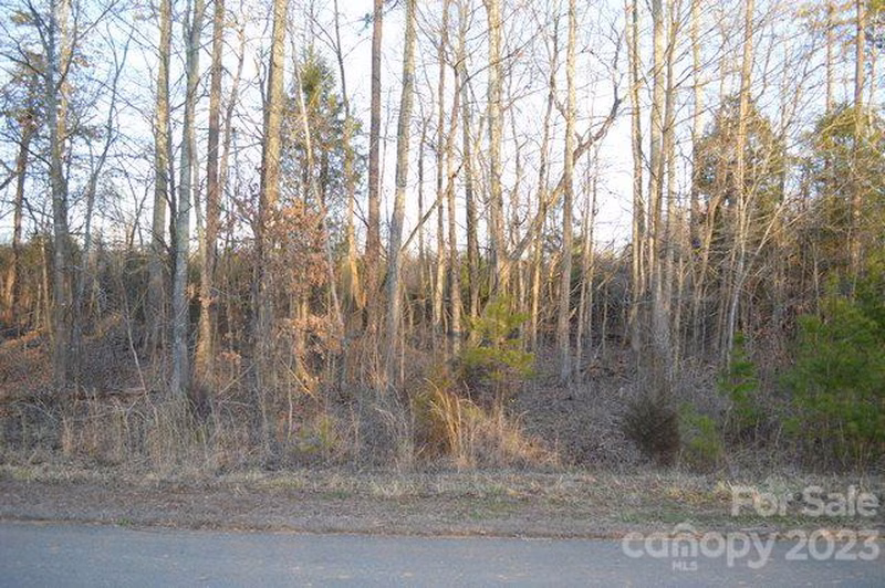 1075 Churchfield Lane