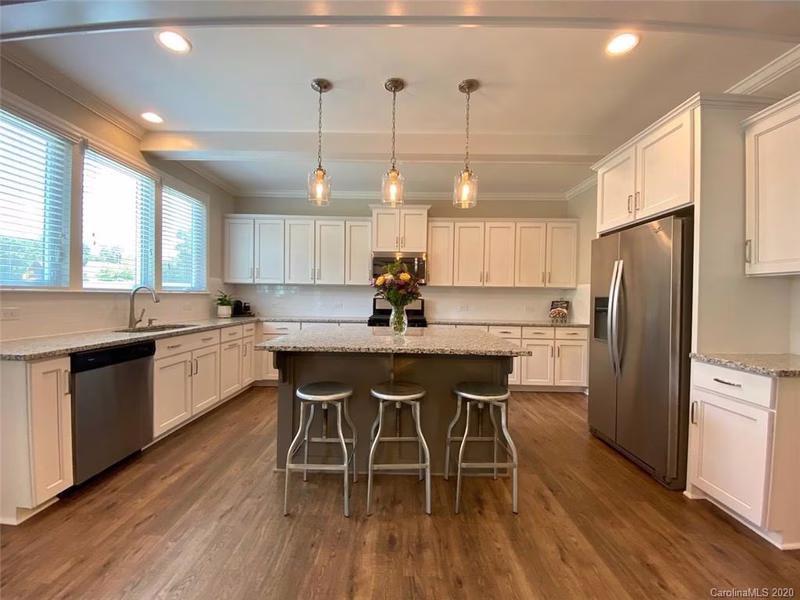 Property image 4 at 5046 Stonehill Lane, Matthews, NC 28104