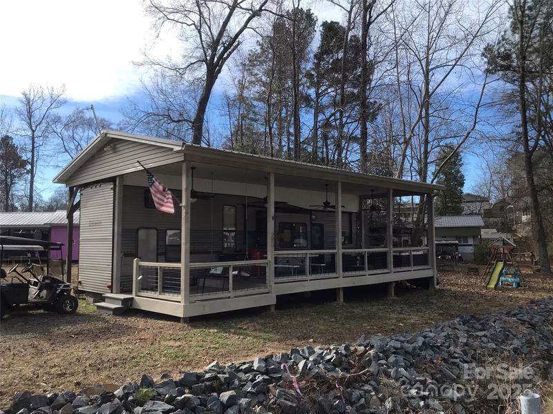 109 Pembrooke Trail