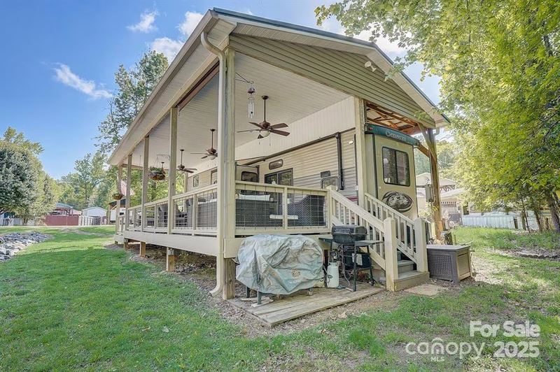 Property image 3 at 109 Pembrooke Trail, Mount Gilead, NC 27306