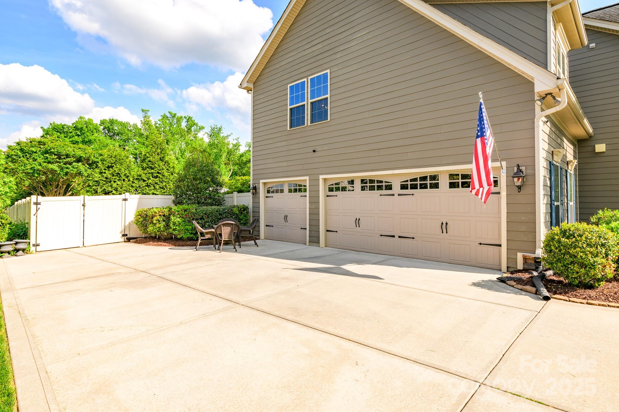 Property image 3 of 13215 Serenity Street in Vermillion, Huntersville, NC 28078
