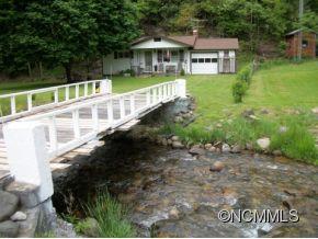 Property image 5 of 965 Hughes Gap Road in Beech Creek, Bakersville, NC 28705