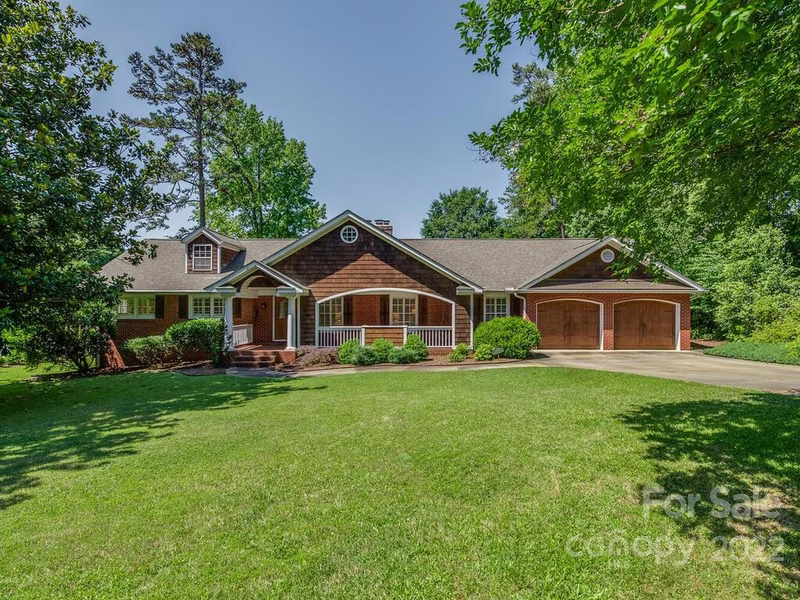 3612 Pickwick Lane