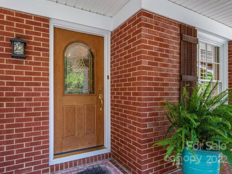 Property image 4 at 3612 Pickwick Lane, Charlotte, NC 28211