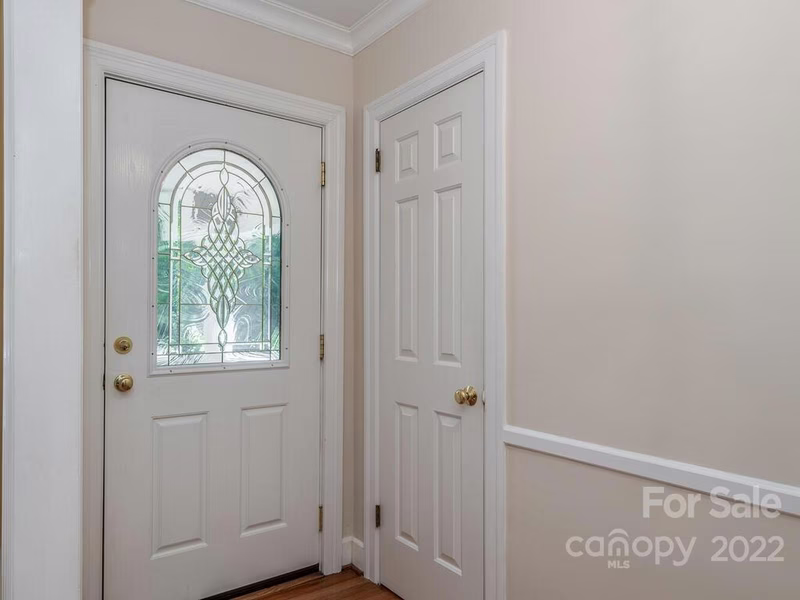 Property image 5 at 3612 Pickwick Lane, Charlotte, NC 28211