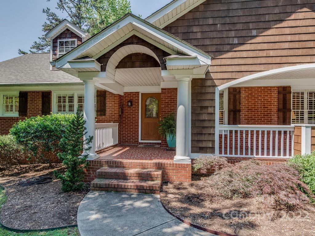 Property image 2 of 3612 Pickwick Lane in The Cloisters, Charlotte, NC 28211
